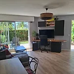 Lovely With Private Garden And A Swimming-pool * Nice