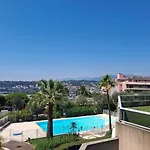 Lovely With Private Garden And A Swimming-pool Apartment Nice