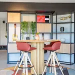 Ibis Aeroport Promenade Des Hotel