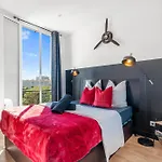 Nice Renting - Luxurious Sea View Terrasse - King Bed - Parking