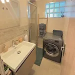 Cosy One Bedroom To Apartment