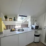 Cosy Sous Les Toits - Gare - 2 Pers Apartment Nice