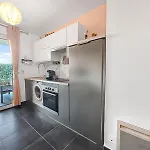 Fabron Et De Luxe Avec Piscine Apartment