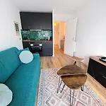 Sunny On A High Floor With Terrace Apartment