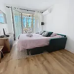 Sunny On A High Floor With Terrace