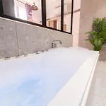 Centre - Loft - Balneo 1 Apartment *