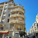 Design Et Art - Proche Centre Et Terrasse Apartment *