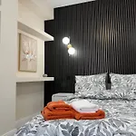 Oscar Ii Apartment