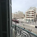 Avec Balcon- - Tram - Aeroport Nice