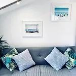 Apartment Guisol 17 Attic Cocon Port De Nice