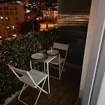 Perfectly Located Studio Between Sea And City Center