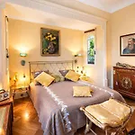 Exceptional Belle Epoque In 4 Guests Apartment