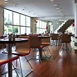 Hotel Ibis Aeroport Promenade Des Nice