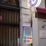 Backpackers Chez Patrick Nice