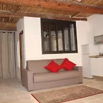 Le Pairou Apartment