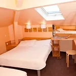 Aparthotel Comte De 2*