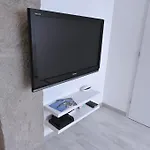 Le 10 - Massena Apartment *