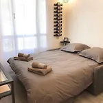 Centre Flat - Modern, Quiet And Brand New * Nice