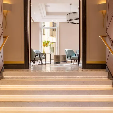 Apollinaire Hotel