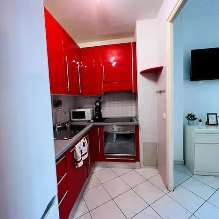 8 Couchages A 3min Des Plages Nicoises Apartment *