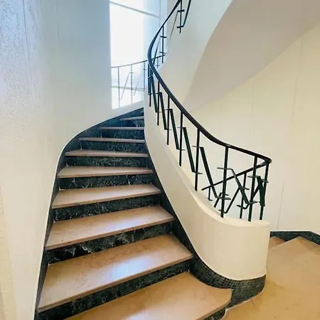 Apartment T2 Carre Or Rue Pietonne