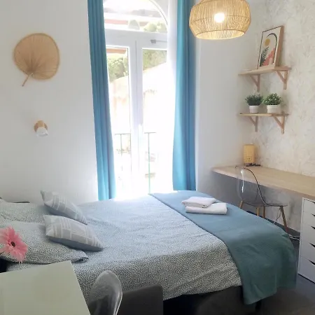 Studio A 50m De La Mer Et Au Pied Du Tramway, Calme, Cosy Et Lumineux Nice