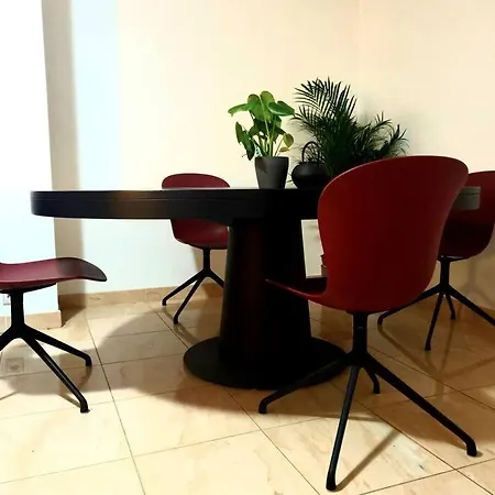 Central Modern With Panoramic View 2min From The Beach Apartment