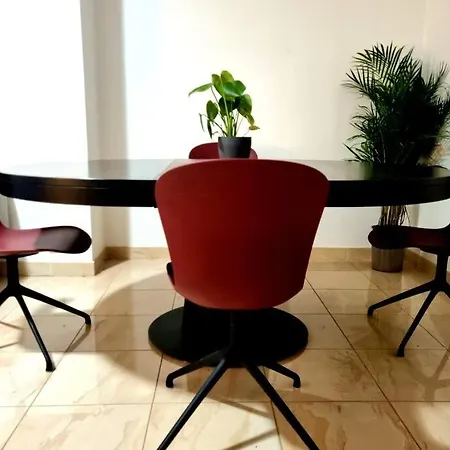 Apartment Central Modern With Panoramic View 2min From The Beach
