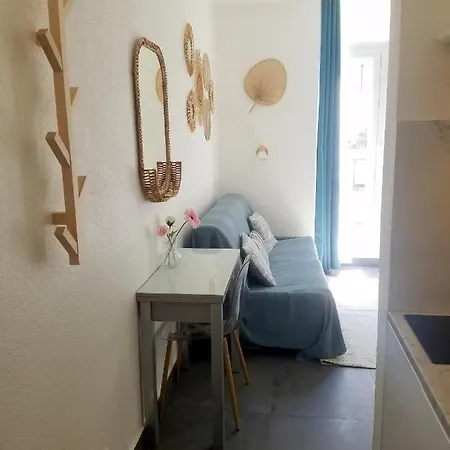 Studio A 50m De La Mer Et Au Pied Du Tramway, Calme, Cosy Et Lumineux Apartment *