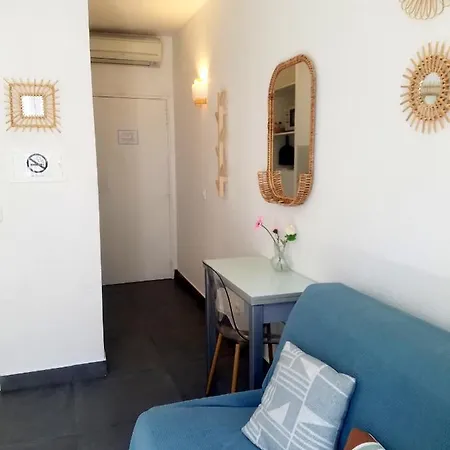 Apartment Studio A 50m De La Mer Et Au Pied Du Tramway, Calme, Cosy Et Lumineux Nice