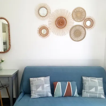 Studio A 50m De La Mer Et Au Pied Du Tramway, Calme, Cosy Et Lumineux Apartment Nice