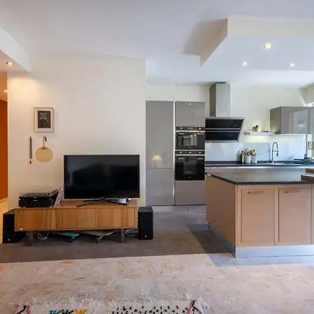 Apartment 3 Chambres Spacieux Et Agreable *