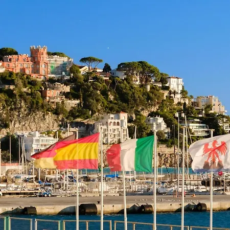 Magnifique Sur Le Port Apartment Nice