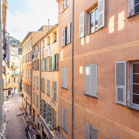 Charming Close To Vieux With Wifi Apartment
