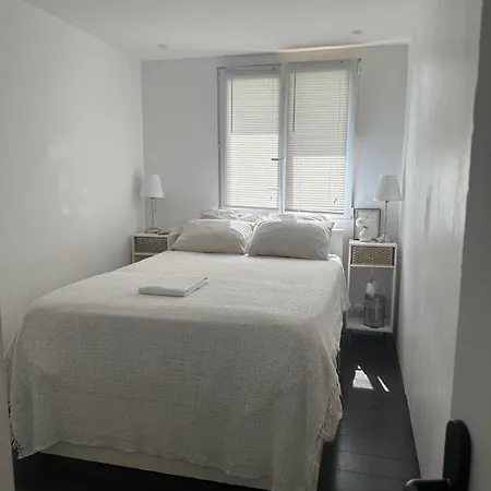 Homestay Location De Privee Dans Prive, Jardins Et Parking Gratuit 1 Min To Tramway Et 9 Min De Centre-ville, Accessibilite A Plusieurs Transports *