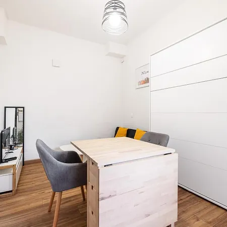 Cozy Studio 2 Pers Wifi Apartment *