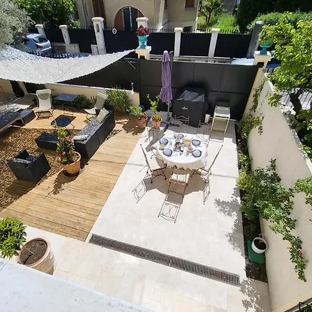 Apartment Grand Rez De Jardin Terrasse Calme Centre-ground Floor Quiet Garden Terrace Near Center Of Nice