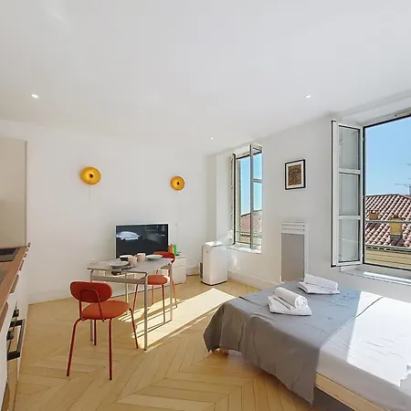 Nestor&jeeves - Du Port - Apartment Nice