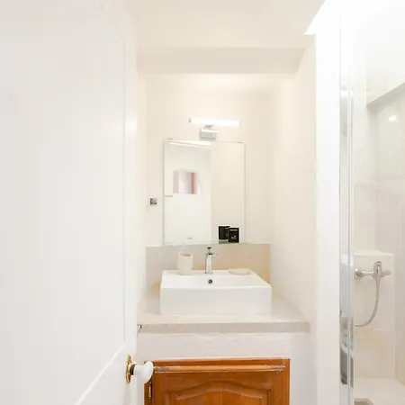 #5 Staywiz Us - Eagle Nest 5mins Walk Of The Sea Ac Wifi Old Town Apartment *