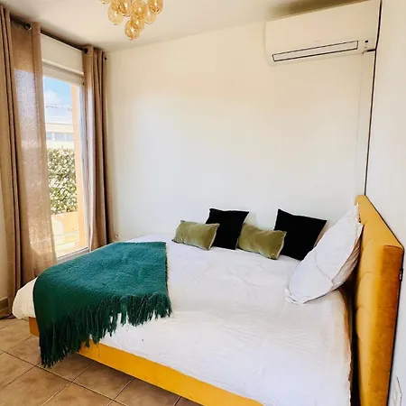 Apartment Toit Terrasse Nice