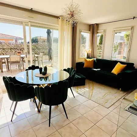 Apartment Toit Terrasse Nice
