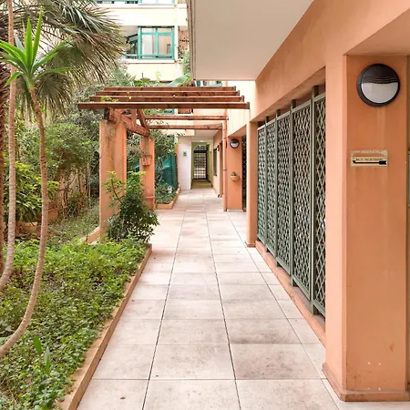 Riviera Vibes - Ac - Wifi & Breakfast - 8 Min Walk To Apartment *