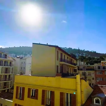 Pour 3 Personnes Extremement Bien Place Apartment *