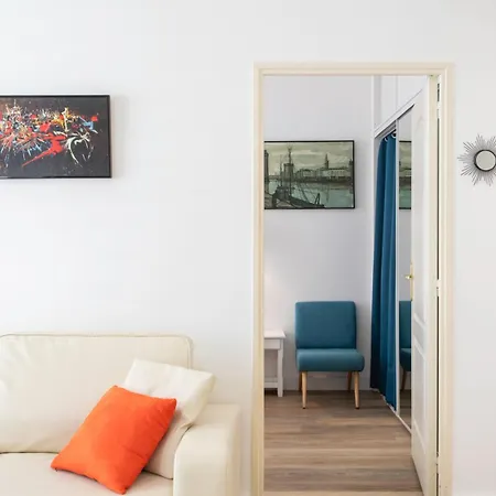 Apartment #28 Staywiz Us -1 Bdr Flat Ac Balcony Hper 10mins To & Old Town *