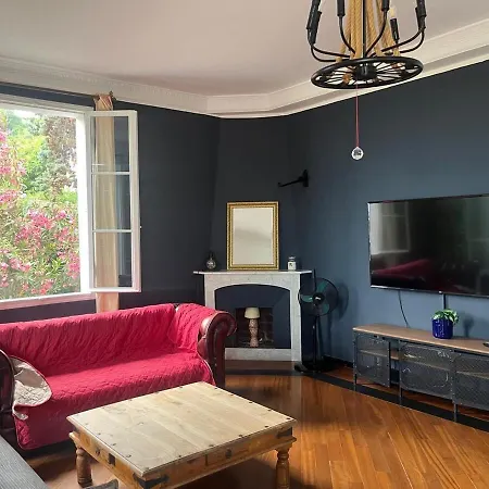 Dans Avec Parking Et Terrasse Apartment Nice