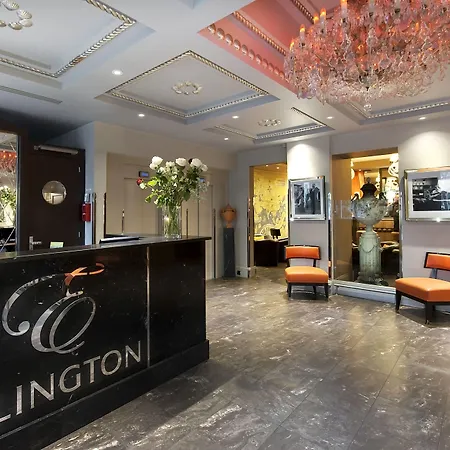 Apollinaire Hotel 4*