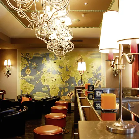 Apollinaire Hotel