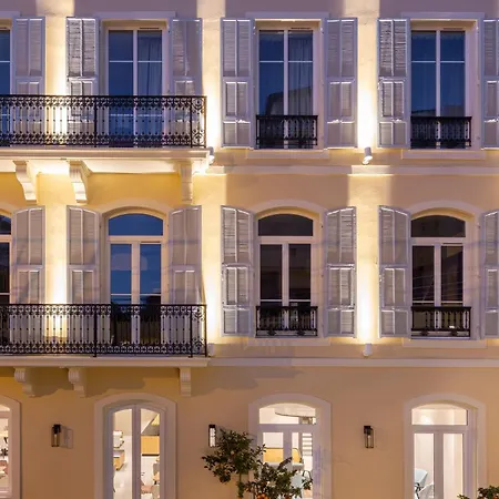 Hotel Apollinaire 4*