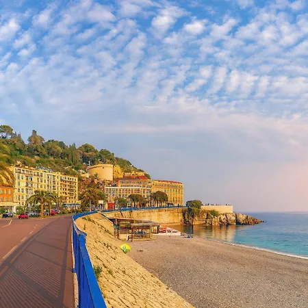 Promenade Des , Face A La , Proche Aeroport Apartment Nice