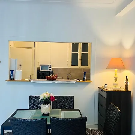Apartment Large For 4 People *